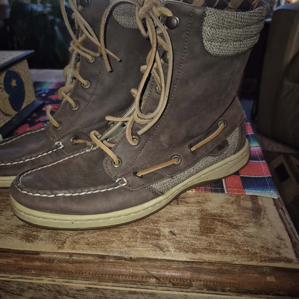 Sperry Women's Brown and Tan Ankle Boots